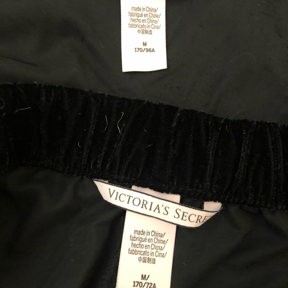EUC Victoria’s Secret Black Velvet PJ set - Picture 5 of 5